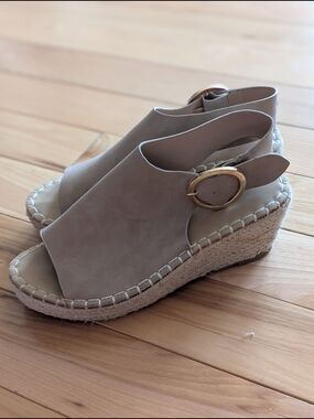 Catherine Malandrino Leather Taupe Espadrille Wedge Sandals with Gold Buckle